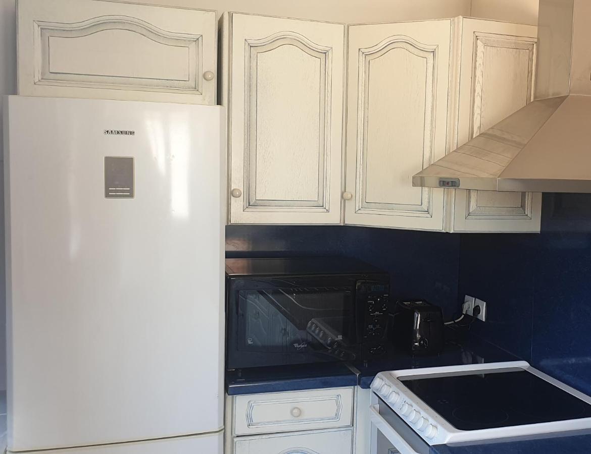 Les Vagues Bleues Apartment Ла Сиота Екстериор снимка